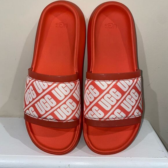 Ugg pool slides womens size 8 - Picture 9 of 9